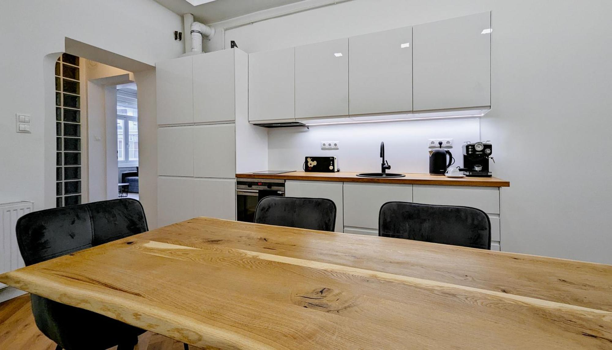 Pedestrian Apartment, The Best Location Boedapest Buitenkant foto