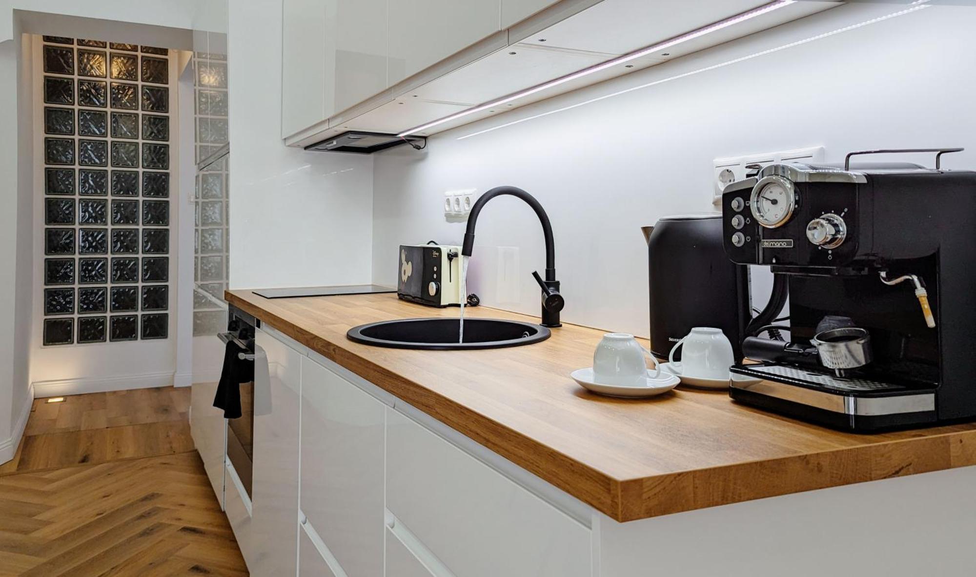 Pedestrian Apartment, The Best Location Boedapest Buitenkant foto